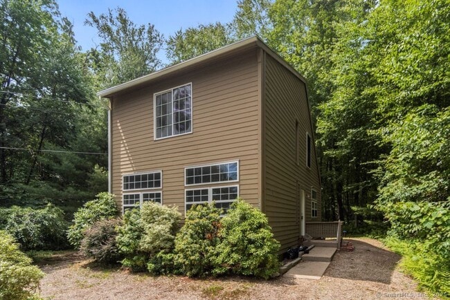 Photo - 145 Lakeside Dr