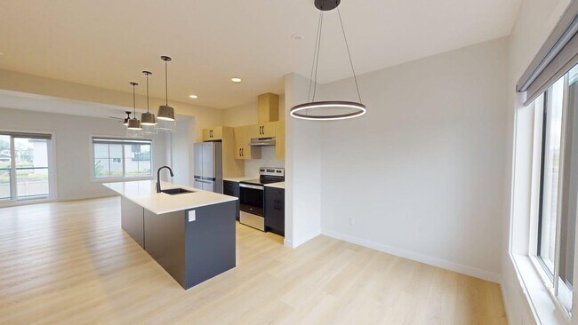 Photo - New executive townhouse complex in Glenrid... Unit 8