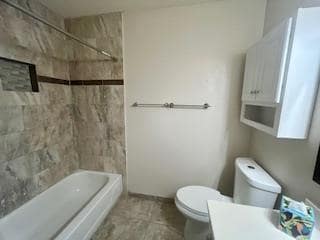 Photo - 1208 Oakwood Blvd