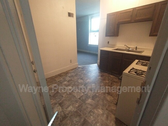 Photo - 546 2nd St Unit Apt 3