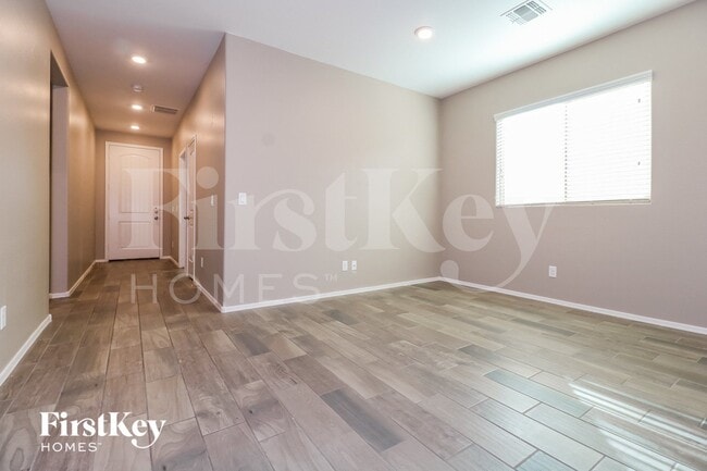 Photo - 17126 W Seldon Ln