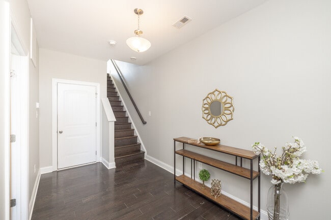 Photo - 6418 Cassia Loop