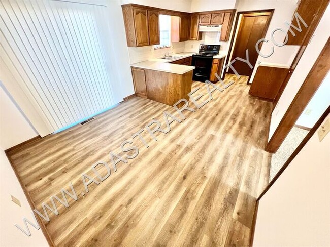 Photo - Spacious Duplex in Blue Valley-Available N...