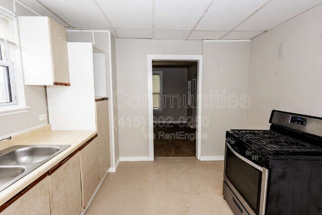 Photo - 3818 Highland Rd