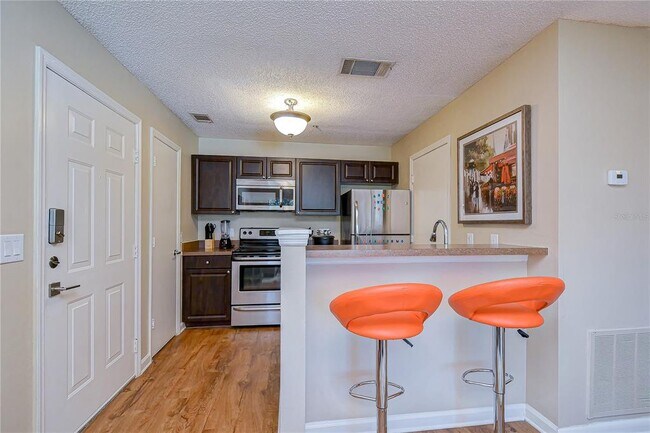 11901 4th St N Unit 4206