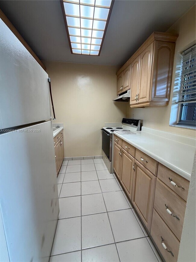 Photo - 10 SW 45th Ave Unit 33