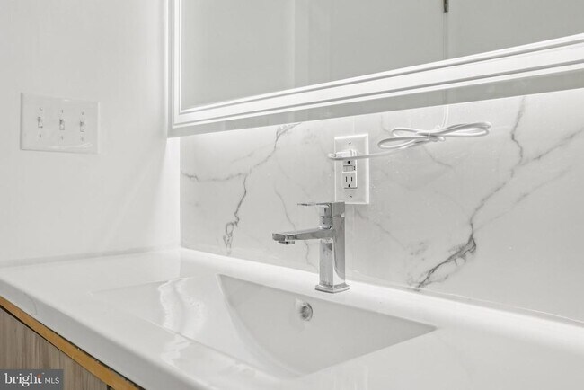 Photo - 1201 Vine St Unit STUDIO