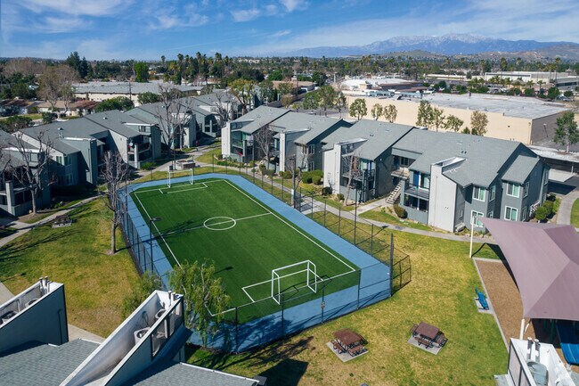 The James Apartments