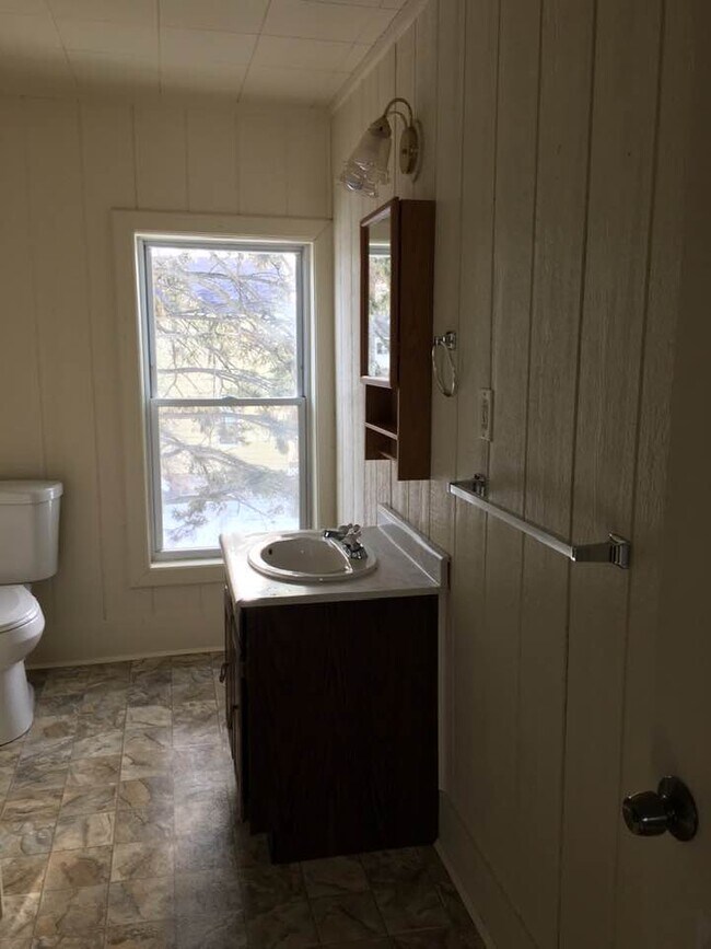 435 Tawas St Apartments Unit 435 Tawas St Alpena, MI