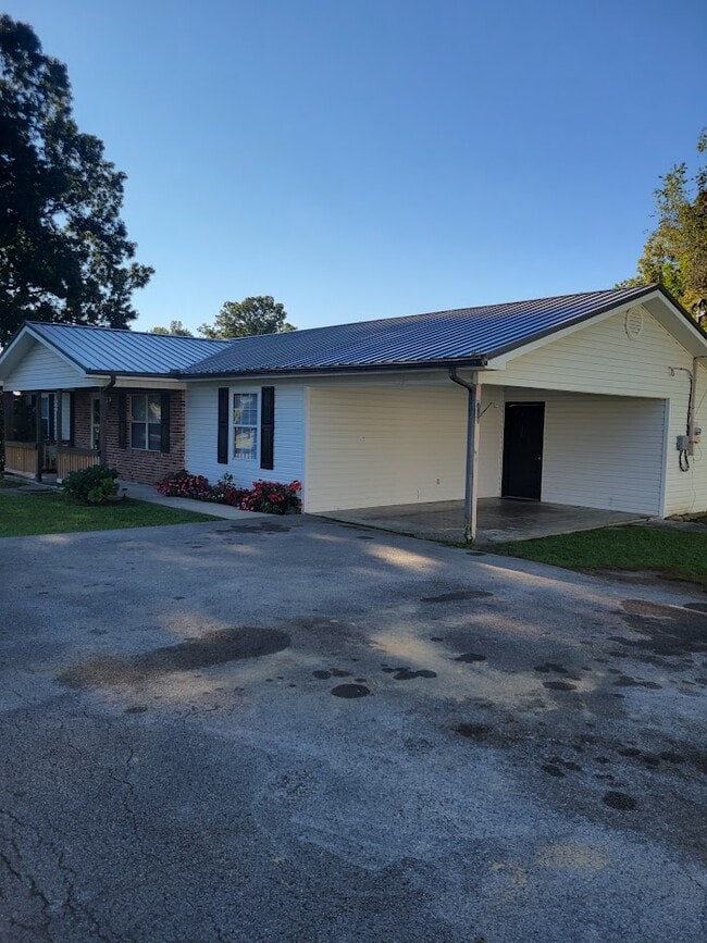 Photo - 292 Lincoln St
