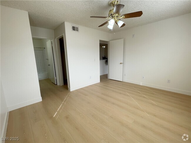Building Photo - 5220 Mission Carmel Ln Unit 105 Rental