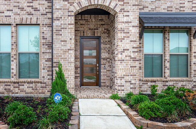 Photo - 10507 Halley Ln