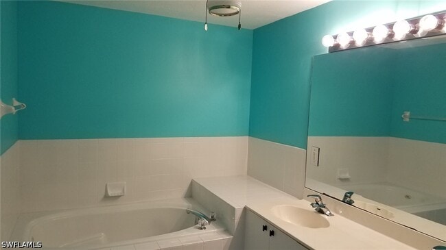 Photo - 670 Luisa Ln Unit 807-1