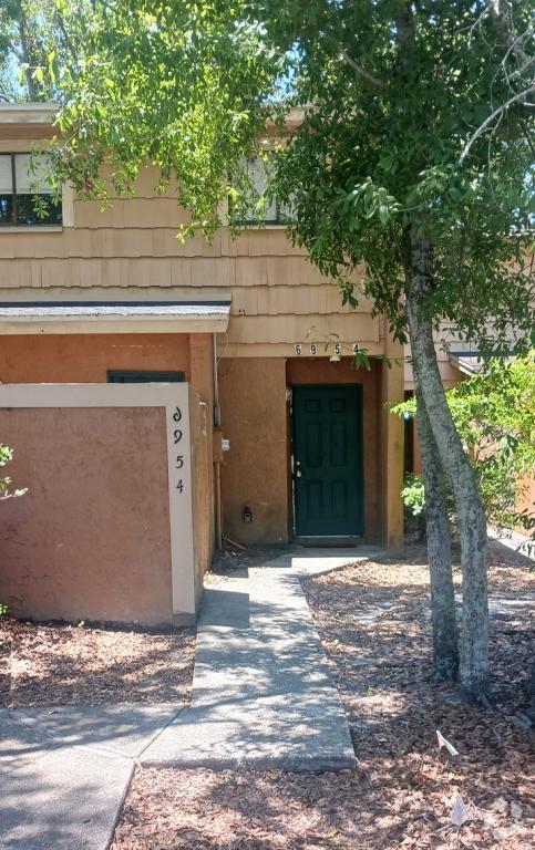 Building Photo - 6954 Trout St Rental