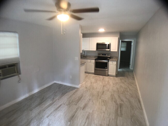 Photo - Caroline Unit 325 N Caroline St.