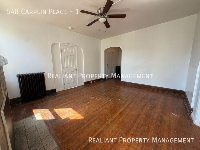 Photo - 548 Carplin Pl Unidad 1