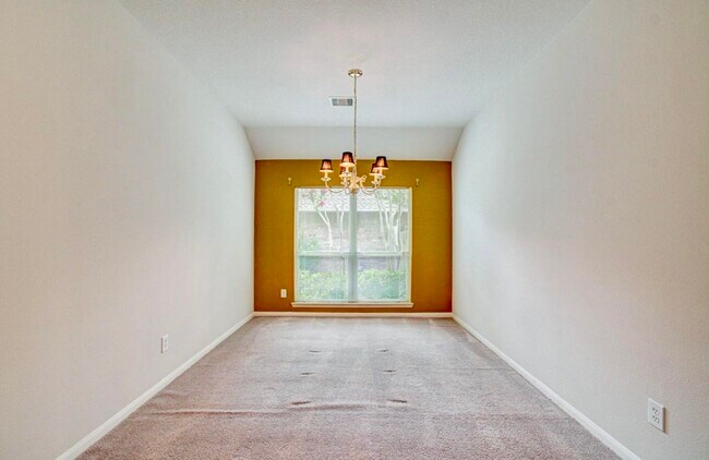 Photo - 10004 Chestnut Creek Way