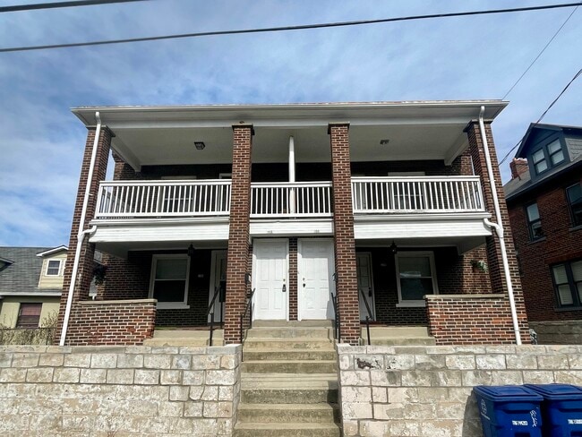 Building Photo - 102 E 4th Ave Unit 102