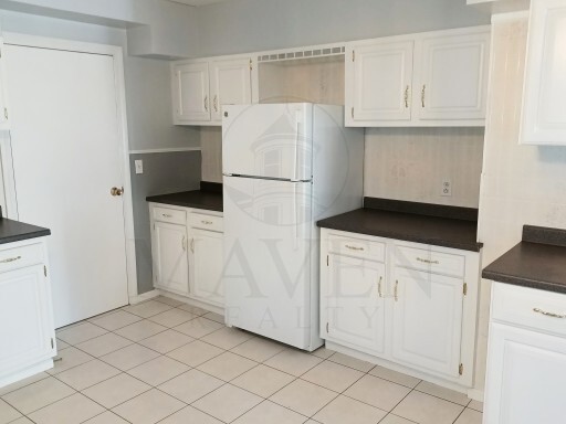 Building Photo - 123 Hudson St Unit 1