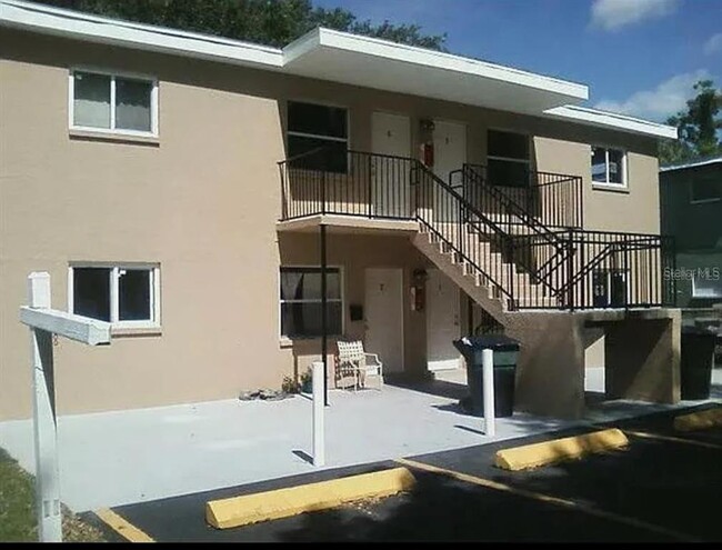 Photo - 1743 Russell St S Apartment Unit 3