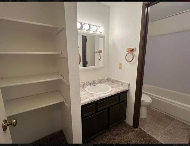 Photo - 19109 SE Yamhill St