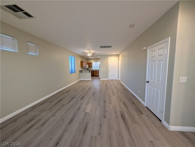 Photo - 1837 Versante Ave