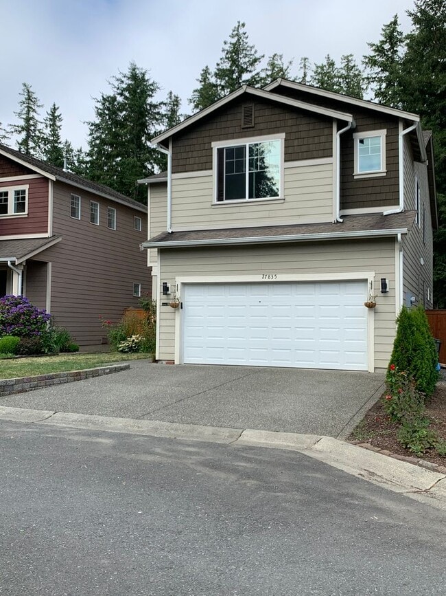 Photo - Remodeled Maple Woods Beauty