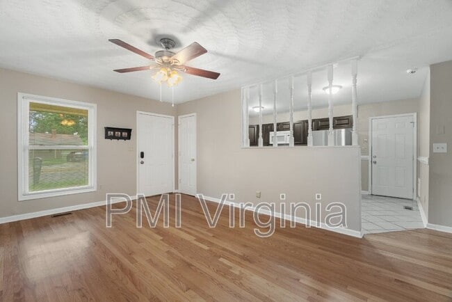 Photo - 705 Providence Rd
