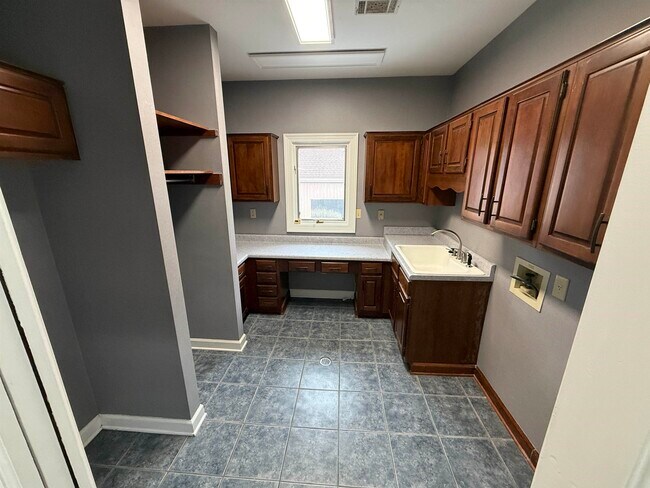 Photo - 765 Sweetbrier Rd