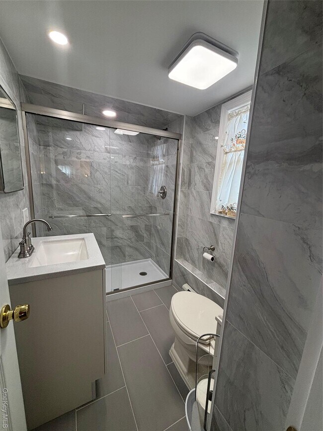 Photo - 293 Concord Ave