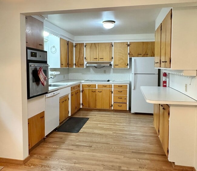 Photo - North Seattle Four Bedroom Home