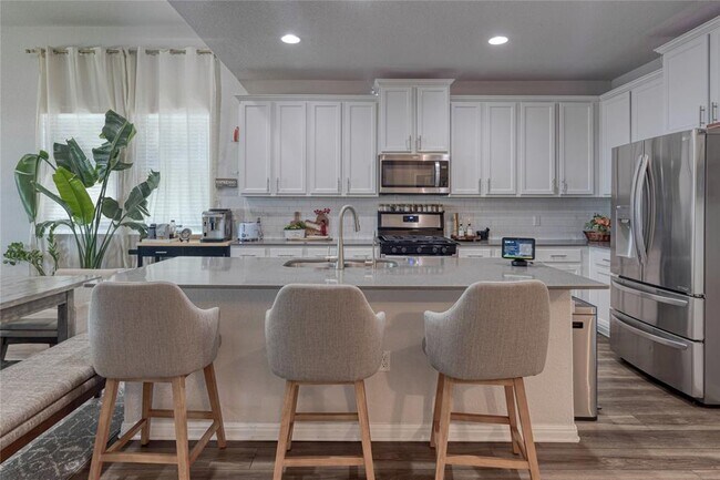 Photo - 116 Staunton Dr