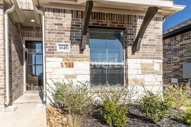Photo - 1045 Blue Oak Blvd