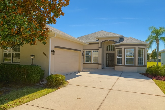 Building Photo - ANNUAL Lease – Unfurnished – Golf Course Lot - Designer Home in the highly sought-after gated com...