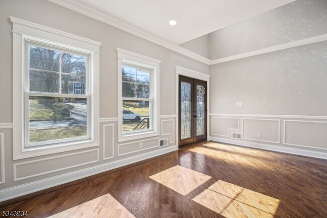 Photo - 64 Meyersville Rd