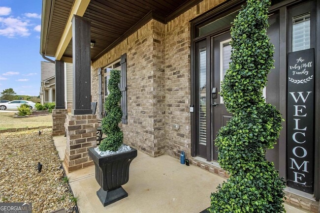 Photo - 529 Harmony Way