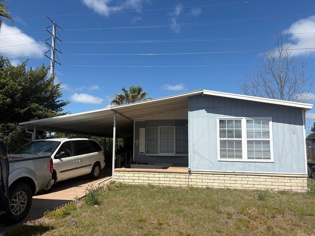 Photo - 2bed/2bath SFH Rent $1250/month ready May 2026