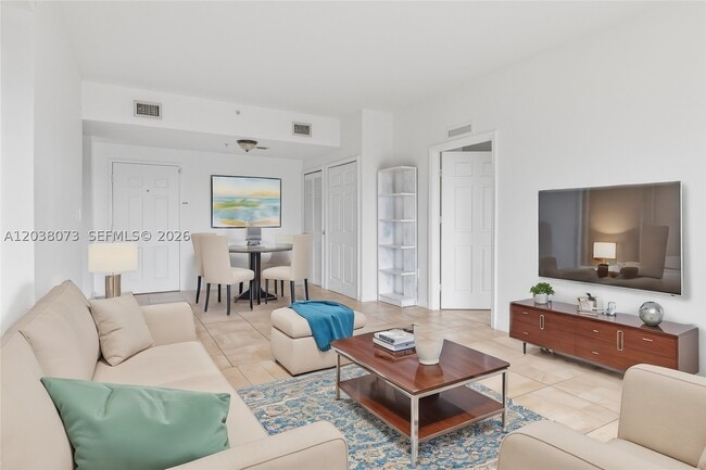 Building Photo - 5271 SW 8th St Unit 304