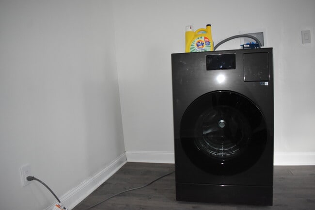 Photo - 122 Intervale Ave Unidad 2