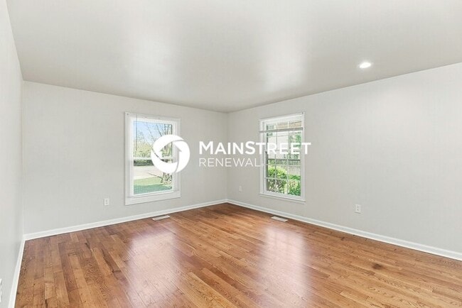 3 Bedroom Pet-Friendly Home in Charlotte, NC with Main Street Renewal