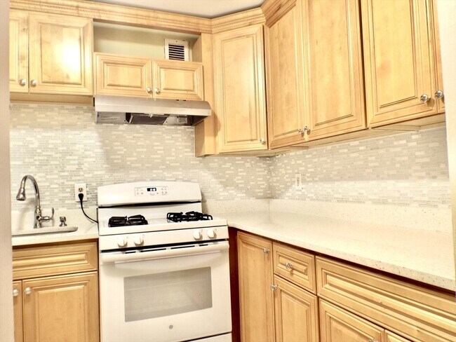 Photo - 32 Juniper St Unit 98