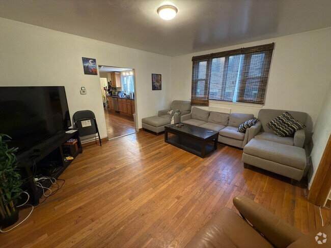 Building Photo - 26 Greylock Rd Unit 2 Rental