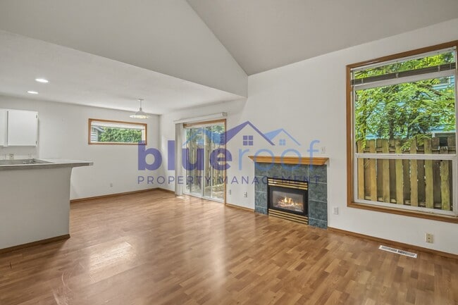 Photo - 520-522 SW 150th Ave