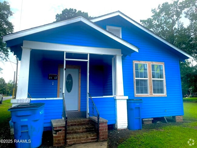 Building Photo - 1013 Iberia St Rental