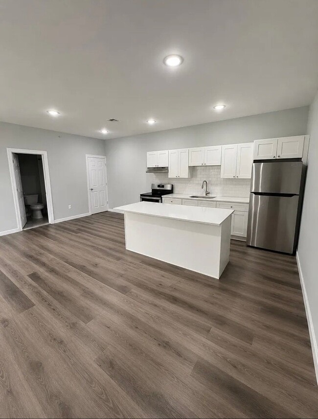 Photo - 207 Governor St Unit 301