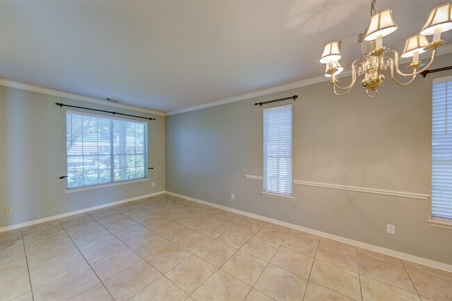 Photo - 2610 Ledgebrook Ln