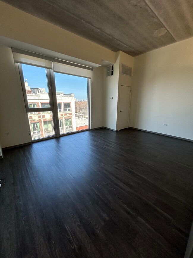 Photo - 1877 N Milwaukee Ave Unit 603