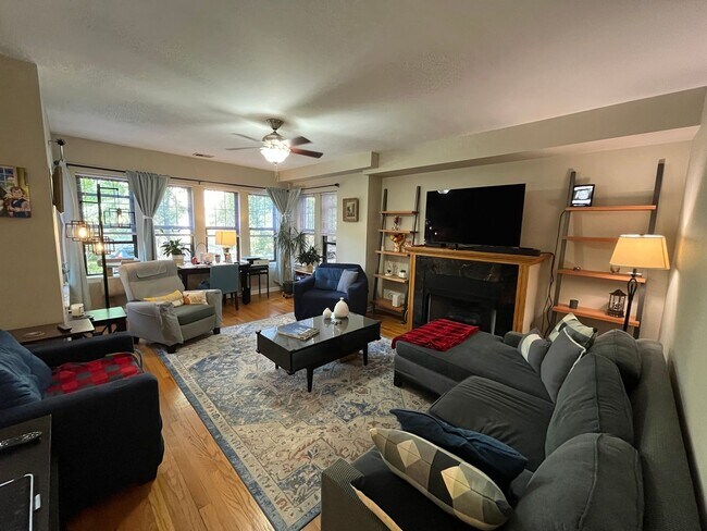 Photo - Warm Vintage Jumbo 2BR 2Bth w fireplace an... Unit 1N