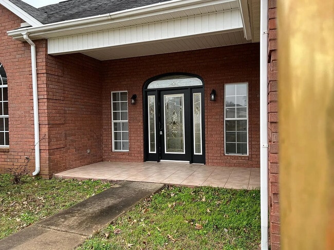 Photo - 112 Creekview Trl
