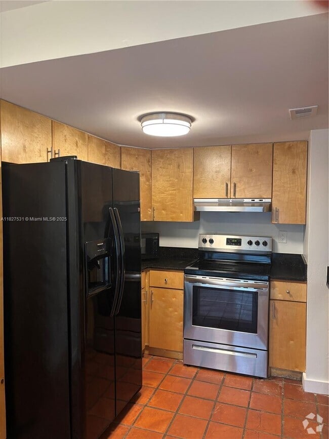 Building Photo - 6800 SW 45th Ln Unit 3 Rental